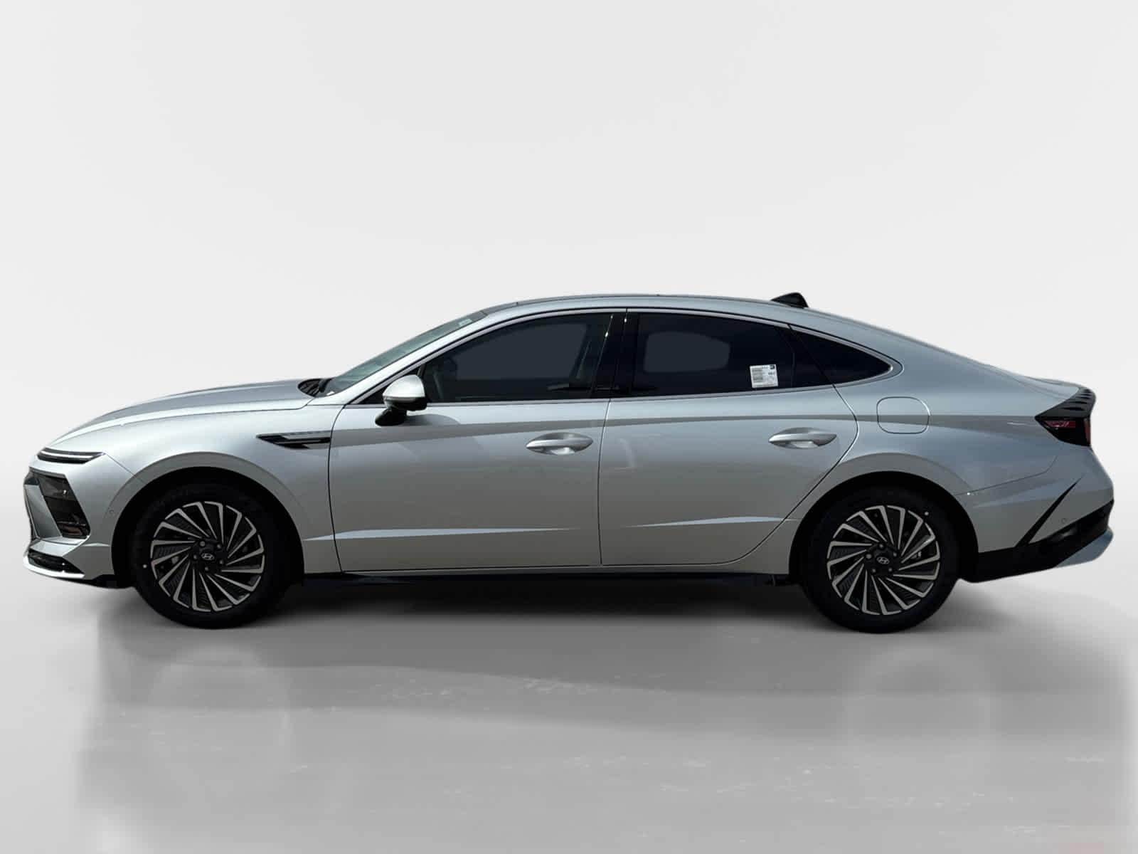 Thumbnail: 2025 Hyundai Sonata - 2