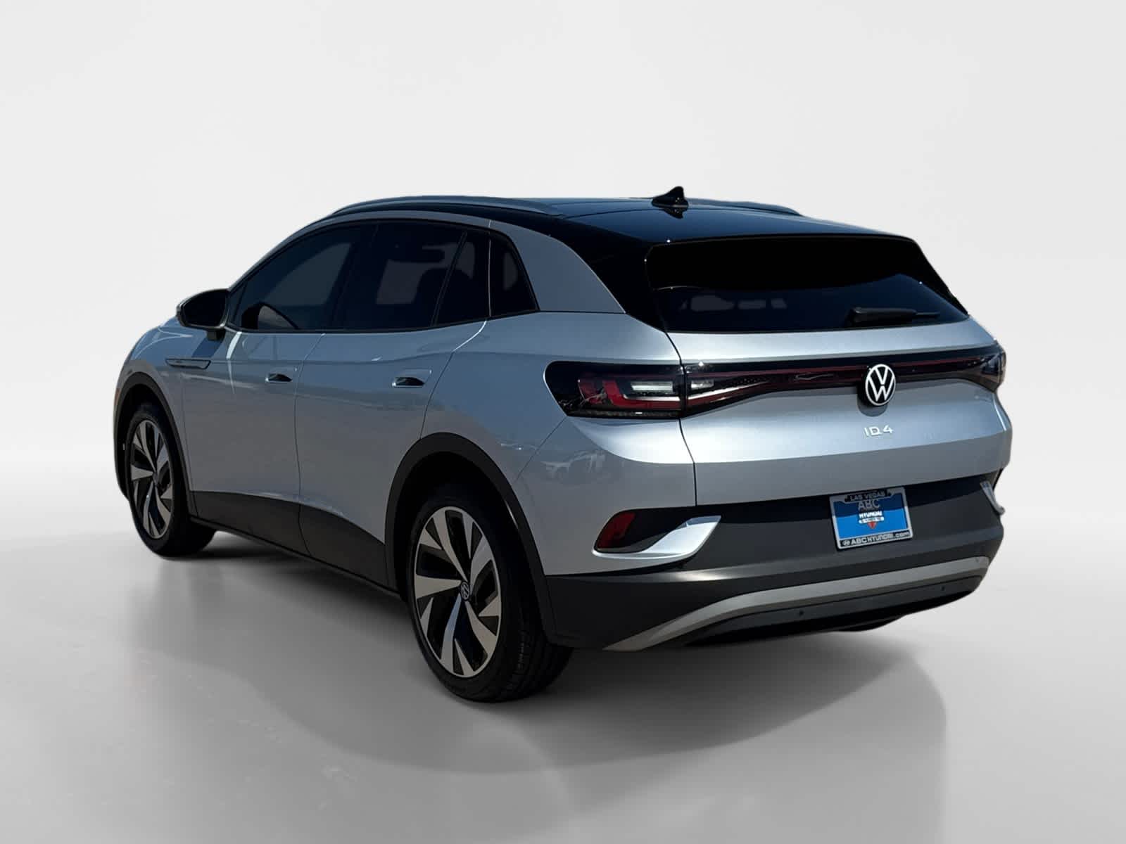 Thumbnail: 2022 Volkswagen ID.4 - 3