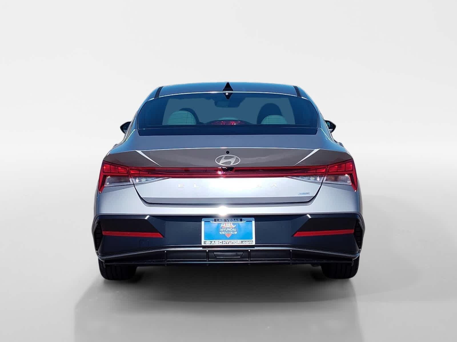 Thumbnail: 2025 Hyundai Elantra - 4