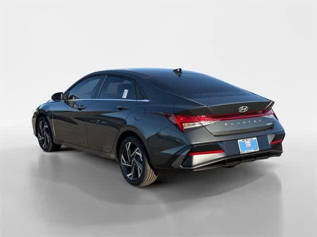 Thumbnail: 2026 Hyundai Elantra - 3