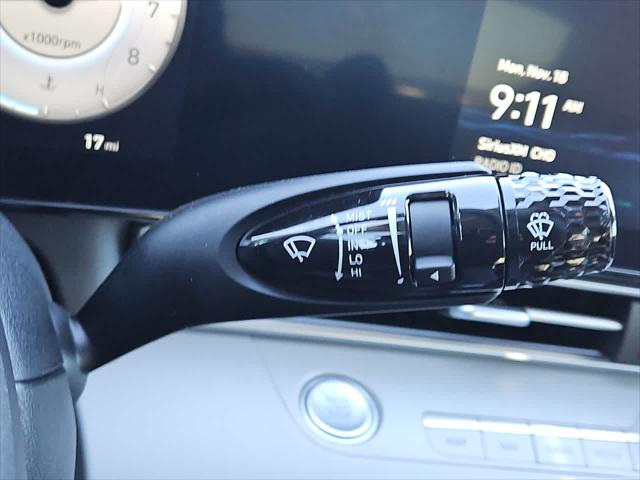 Thumbnail: 2025 Hyundai Elantra - 24
