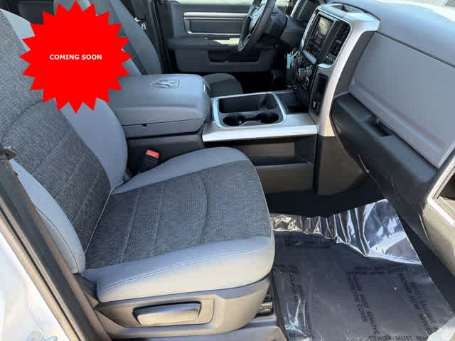 Thumbnail: 2020 RAM 1500 Classic - 18