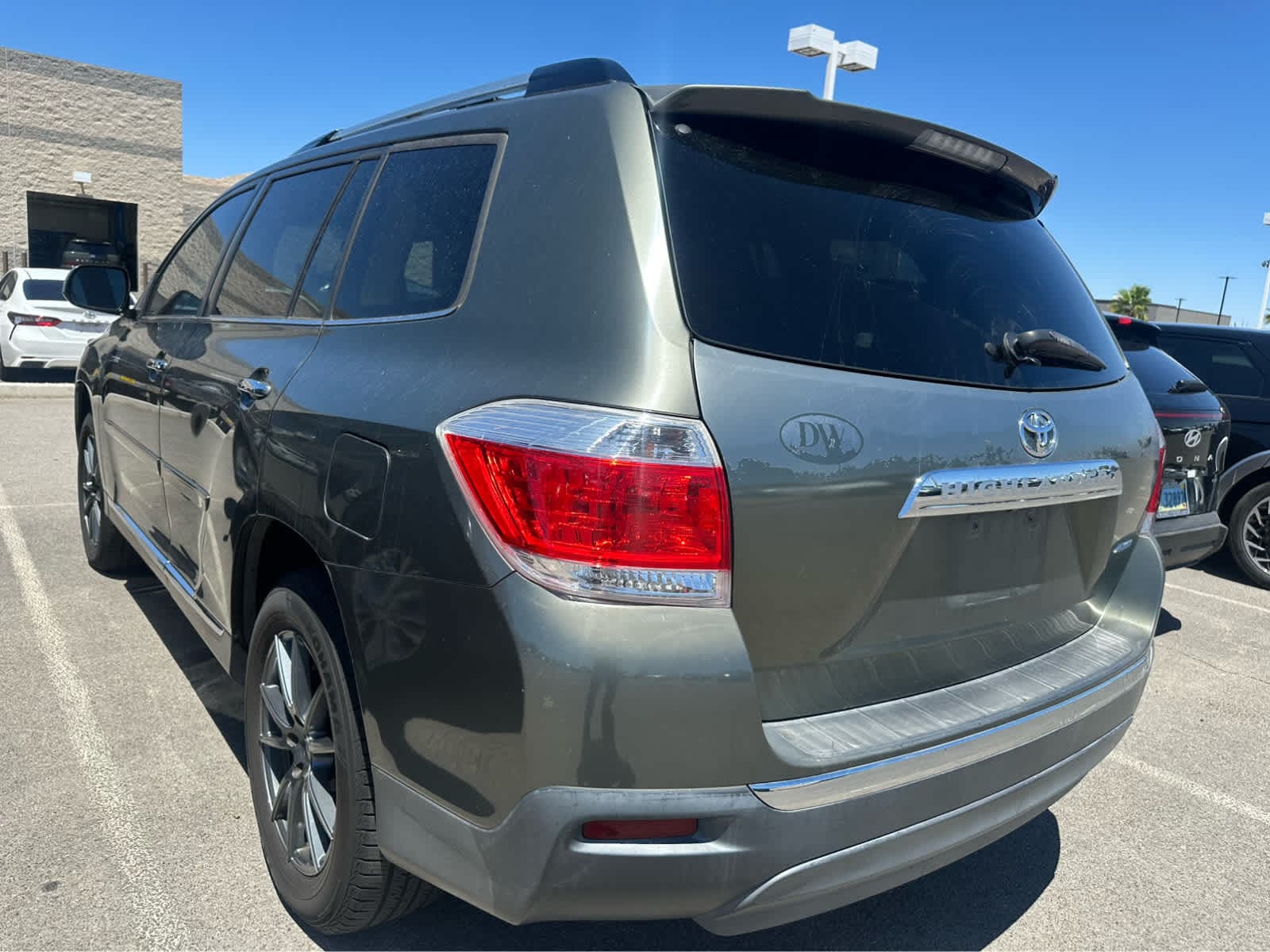 Thumbnail: 2012 Toyota Highlander - 10