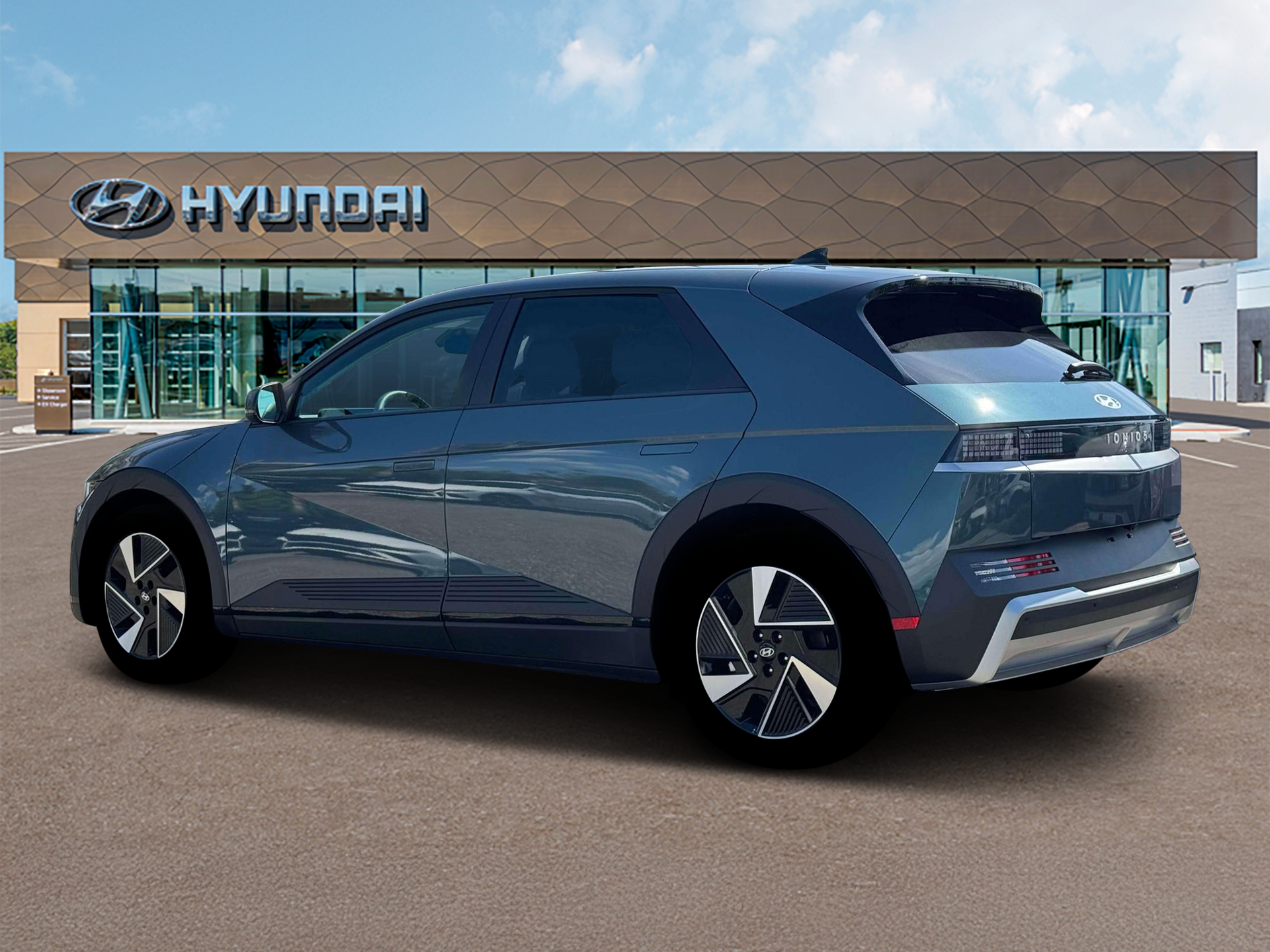 Thumbnail: 2026 Hyundai Ioniq 5 - 4
