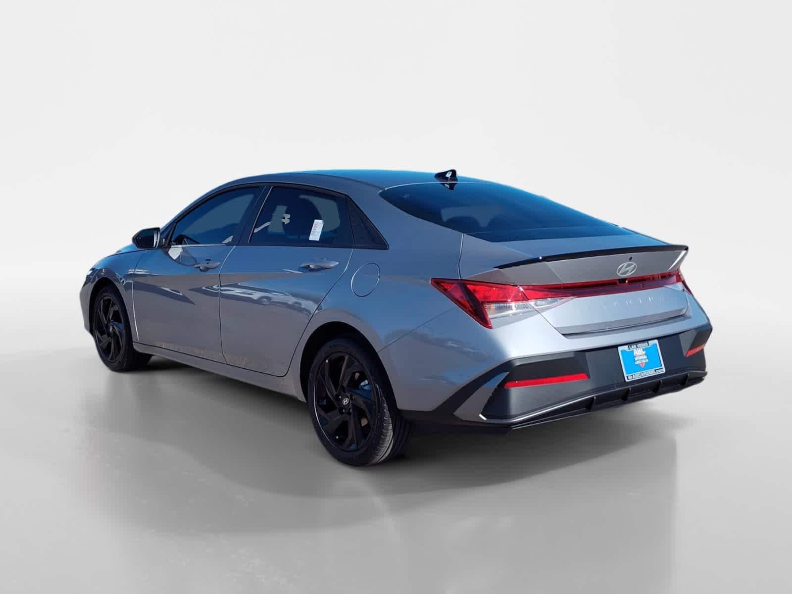 Thumbnail: 2026 Hyundai Elantra - 3