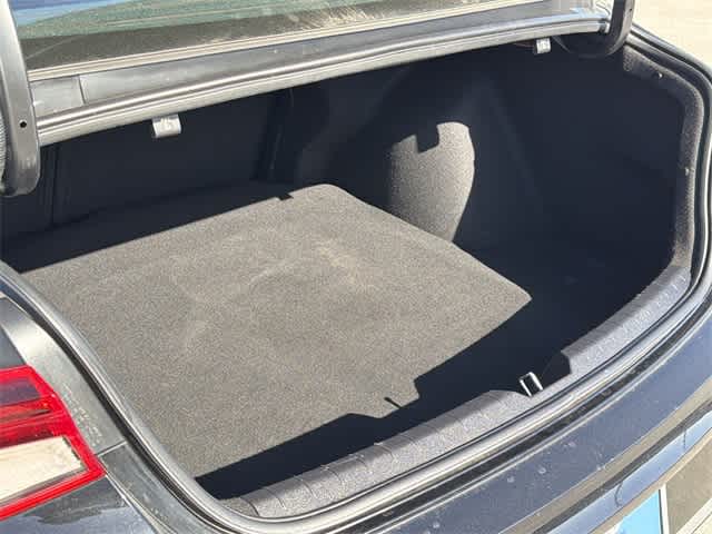 Thumbnail: 2024 Kia K5 - 26