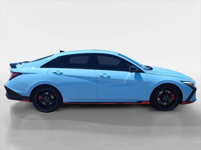 2025 Hyundai Elantra SE 7