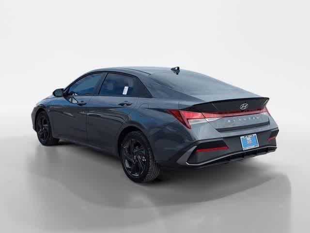 Thumbnail: 2026 Hyundai Elantra - 4