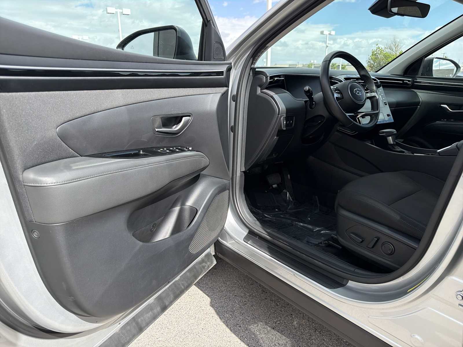 Thumbnail: 2022 Hyundai Tucson - 26