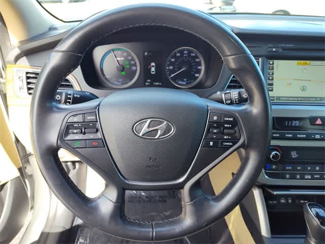 Thumbnail: 2017 Hyundai Sonata - 21