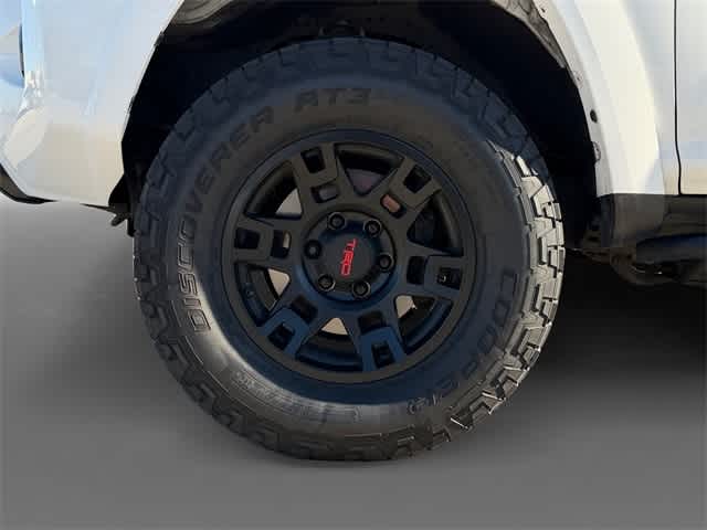 Thumbnail: 2014 Toyota 4Runner - 9