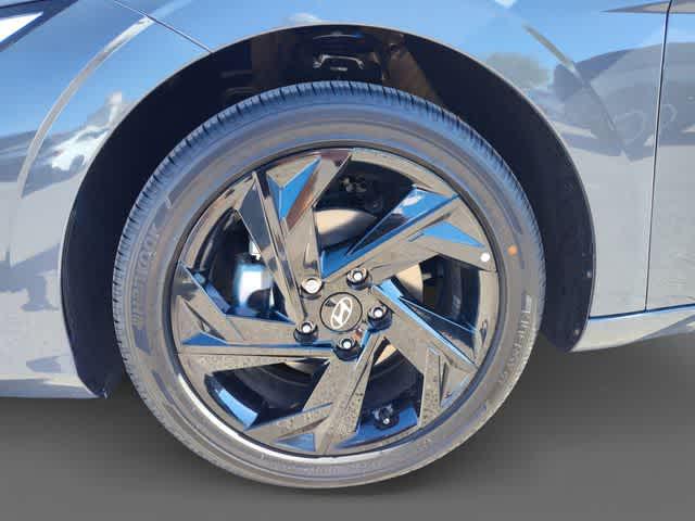 Thumbnail: 2026 Hyundai Elantra - 10