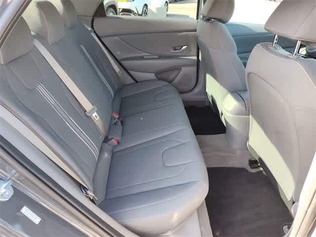 Thumbnail: 2023 Hyundai Elantra - 17