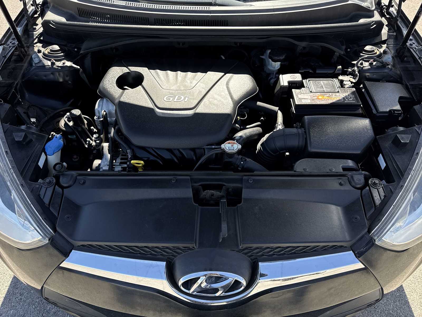 Thumbnail: 2014 Hyundai Veloster - 11