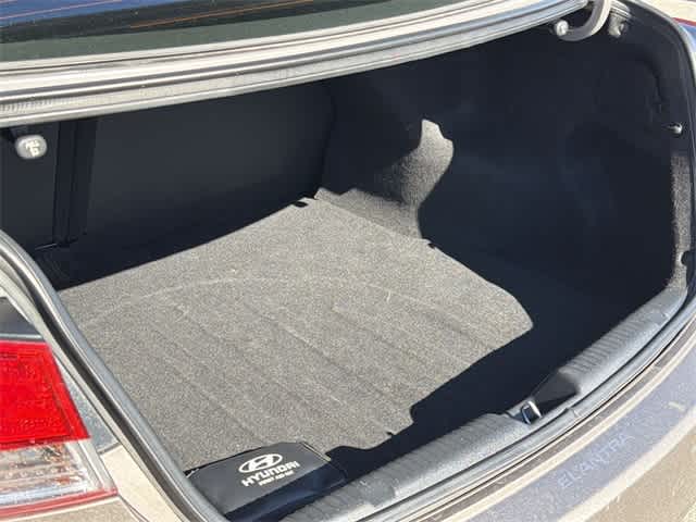 Thumbnail: 2013 Hyundai Elantra - 28