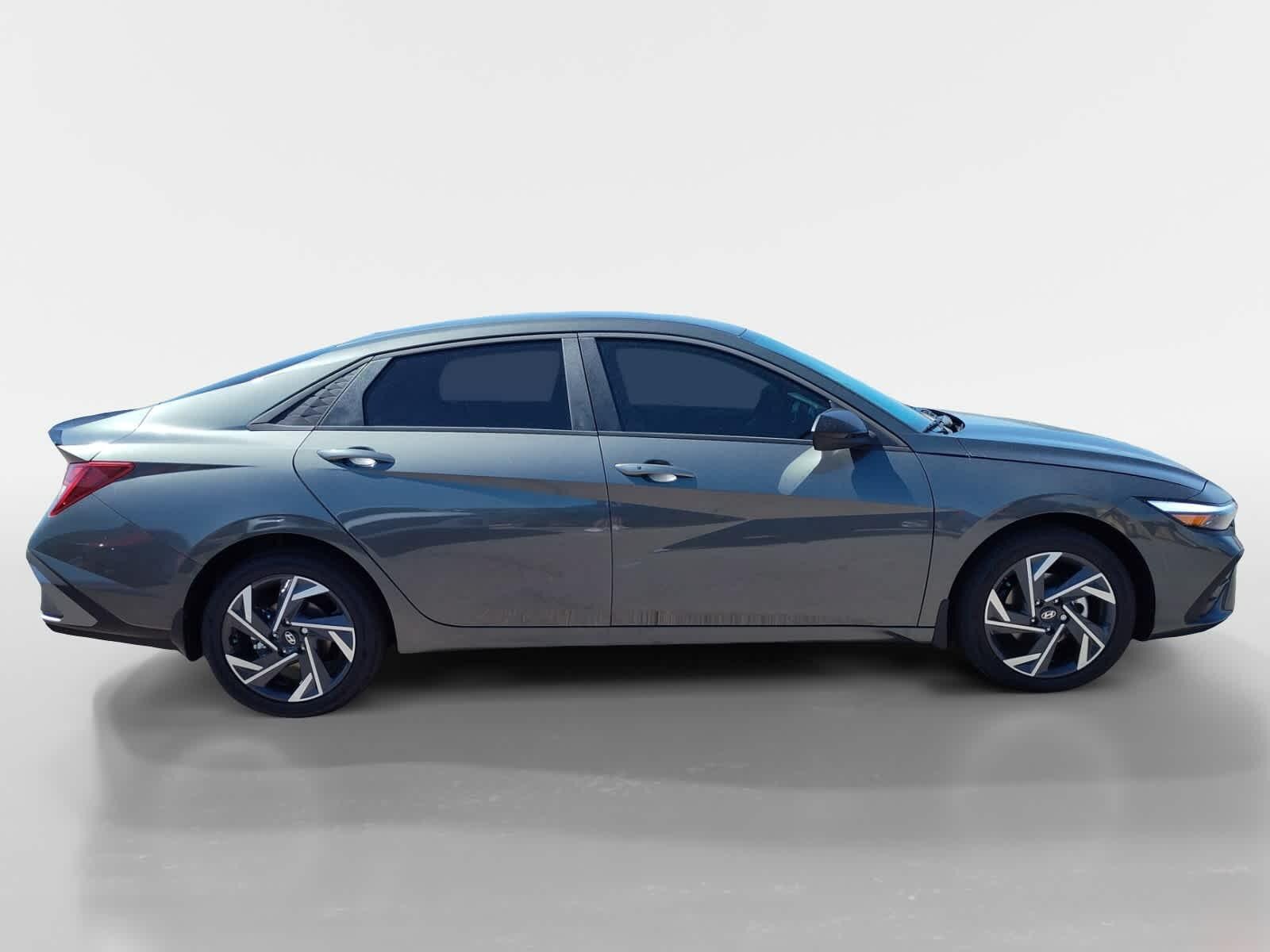 Thumbnail: 2025 Hyundai Elantra - 6