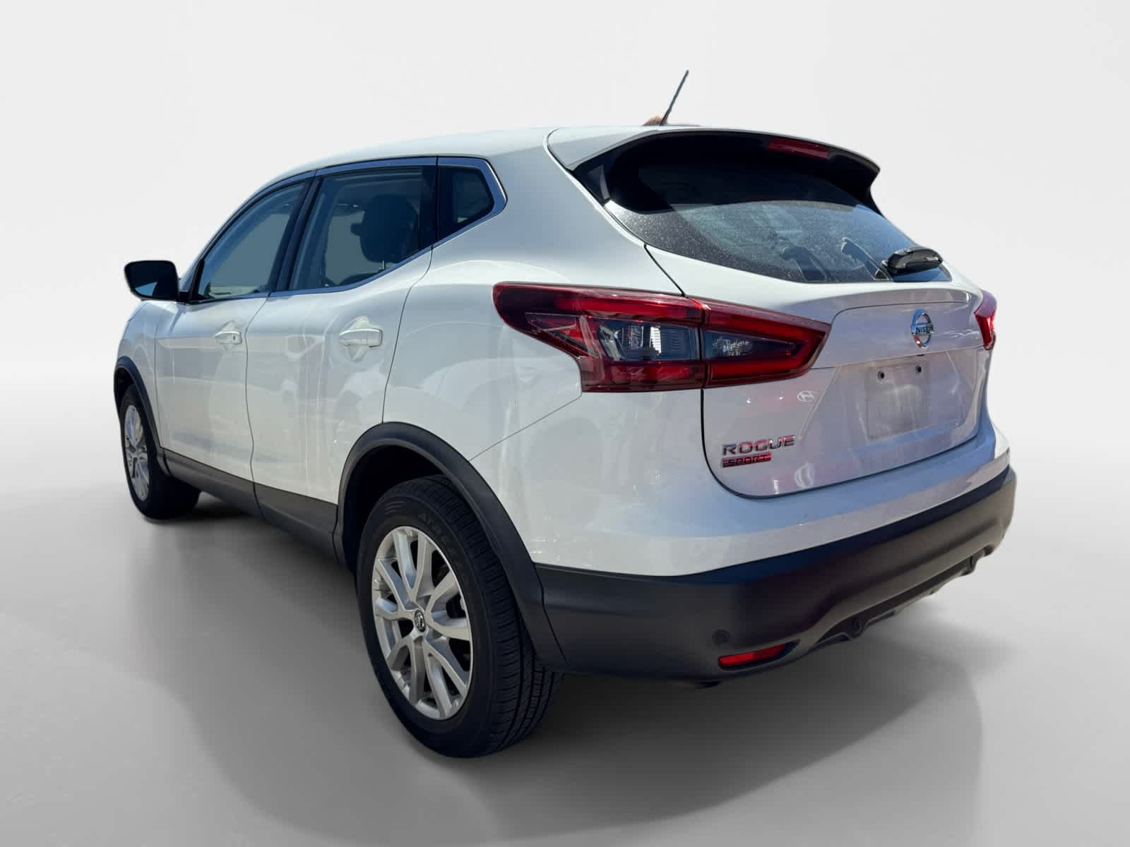 2021 Nissan Rogue Sport S 4
