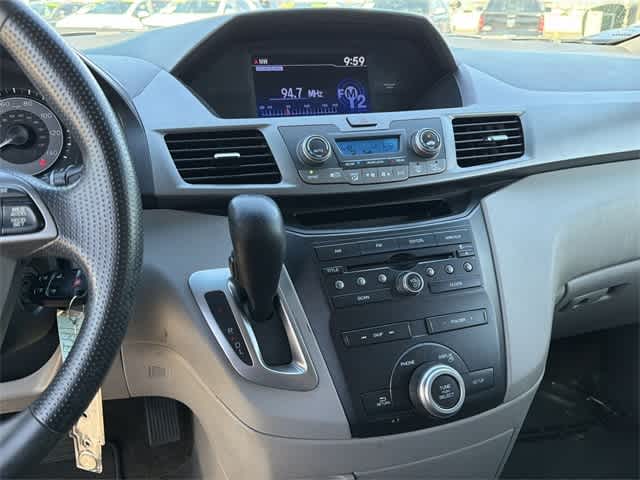 Thumbnail: 2012 Honda Odyssey - 21