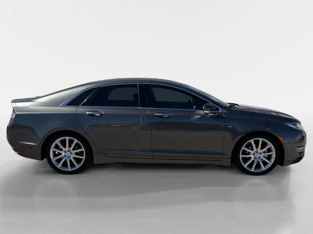 Thumbnail: 2016 Lincoln MKZ - 11