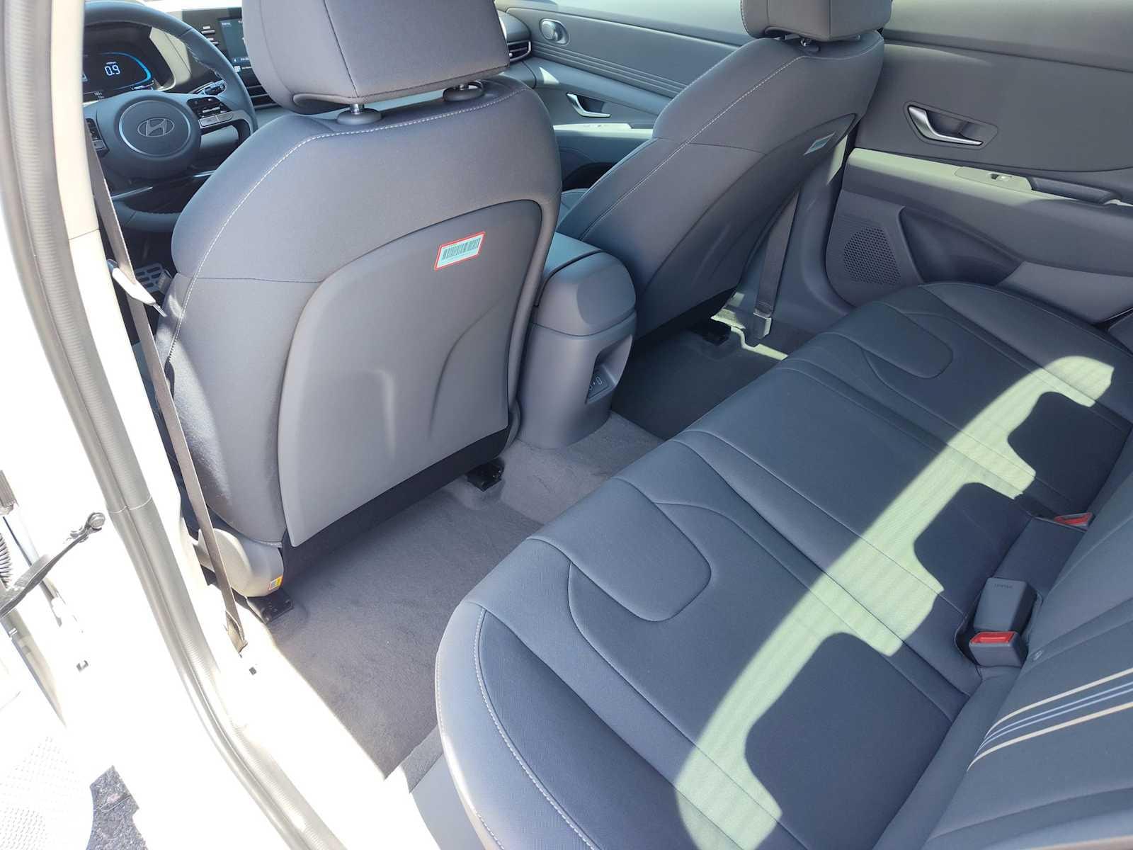 Thumbnail: 2025 Hyundai Elantra - 16