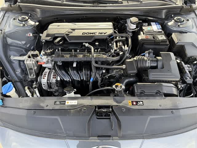 Thumbnail: 2023 Hyundai Elantra - 11