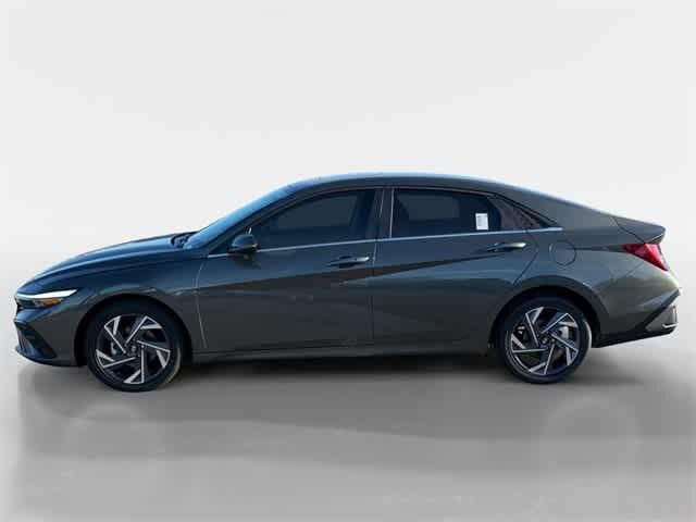 Thumbnail: 2026 Hyundai Elantra - 2