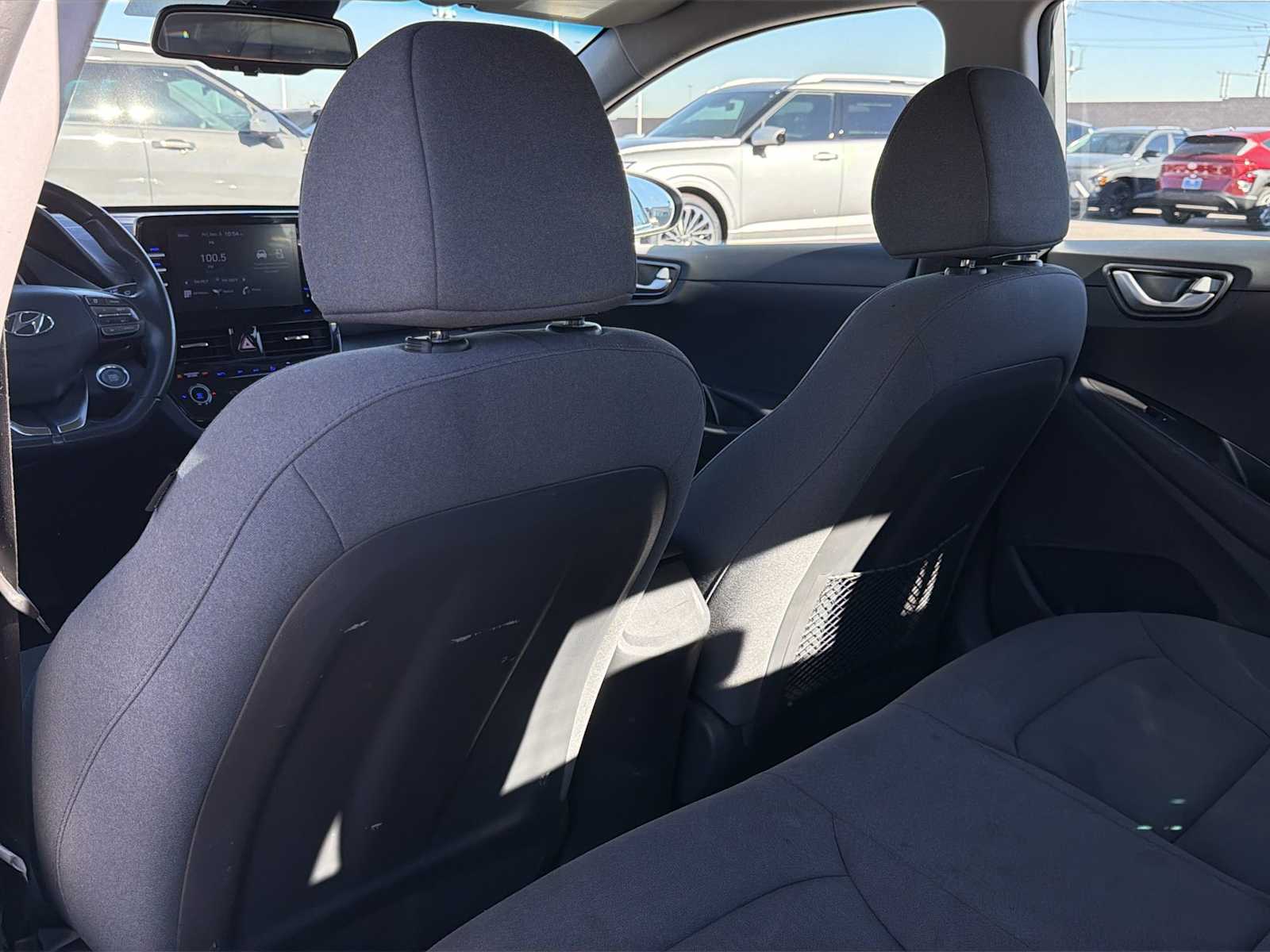 Thumbnail: 2022 Hyundai Ioniq - 15