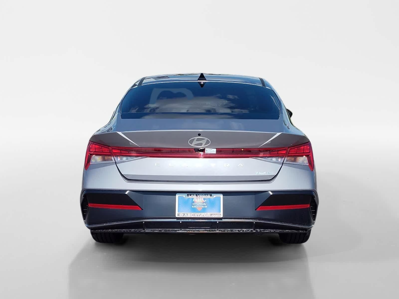 Thumbnail: 2025 Hyundai Elantra - 4