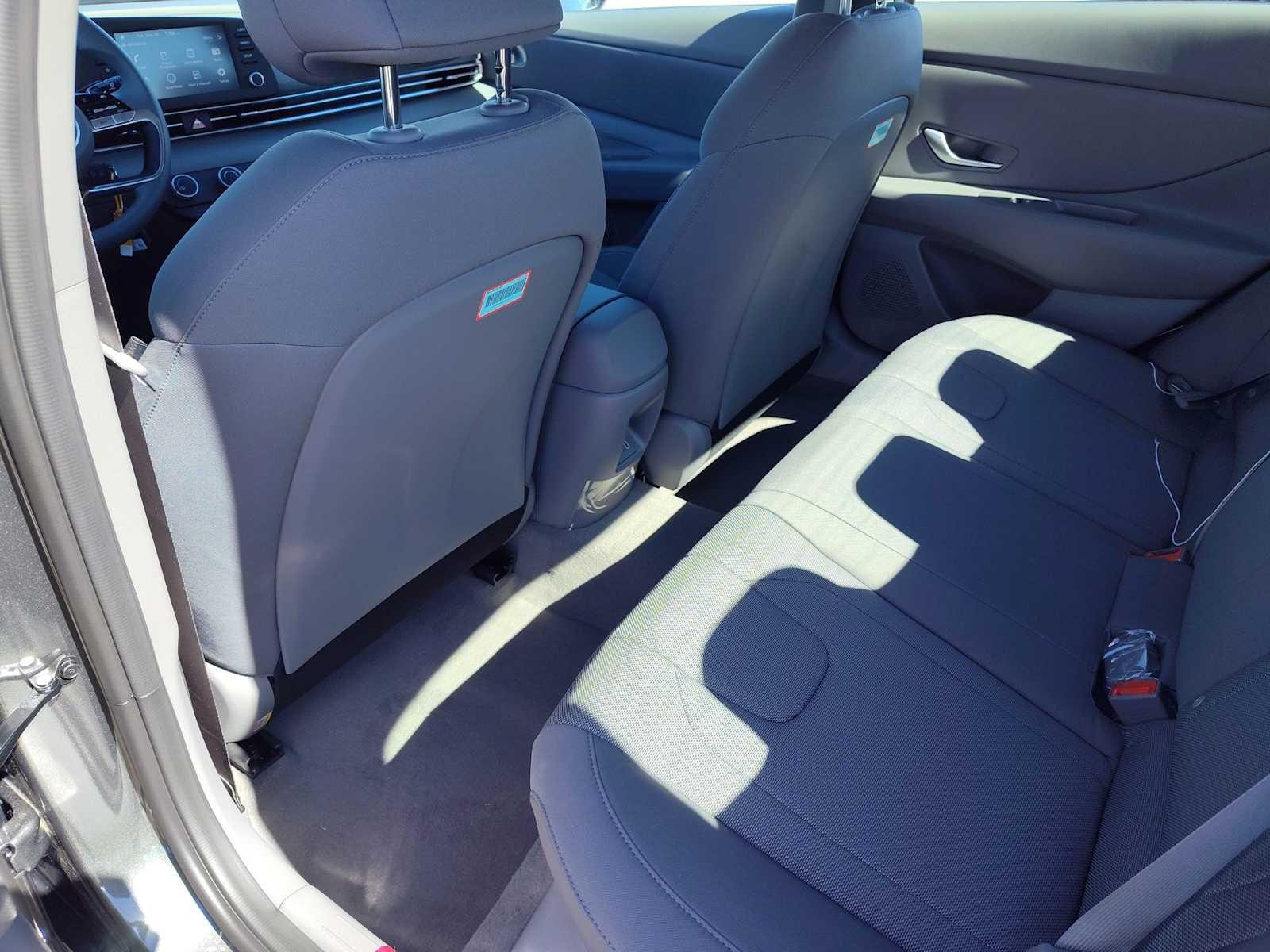 Thumbnail: 2025 Hyundai Elantra - 15