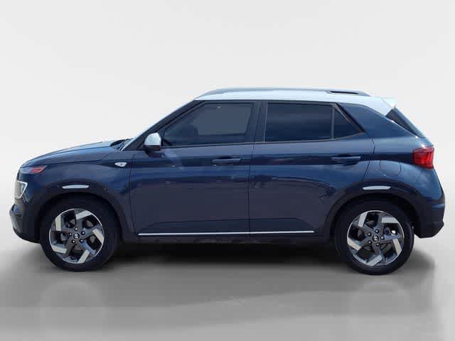 Thumbnail: 2022 Hyundai Venue - 2