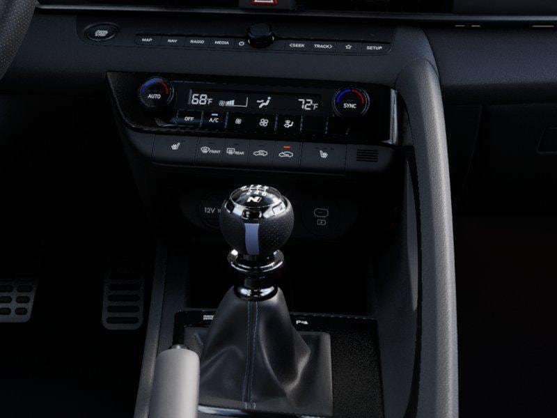 Thumbnail: 2025 Hyundai Elantra - 16