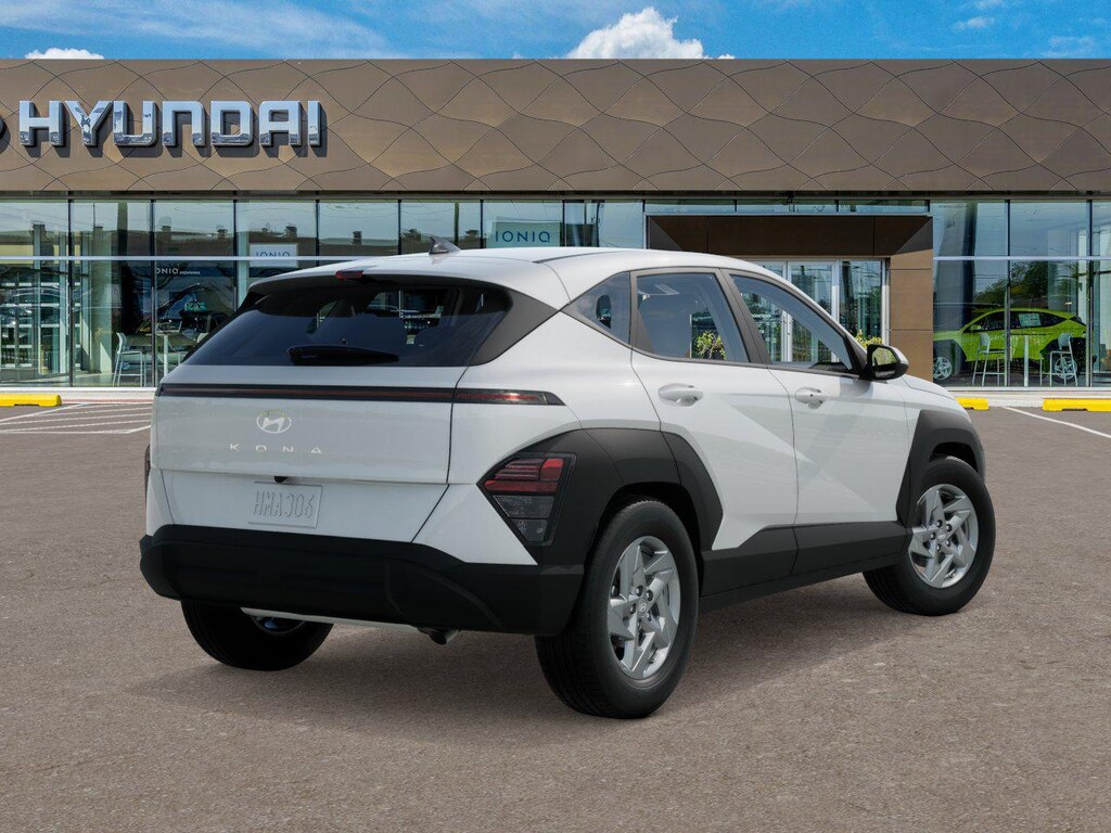 New 2026 Hyundai Kona SE FWD SUV