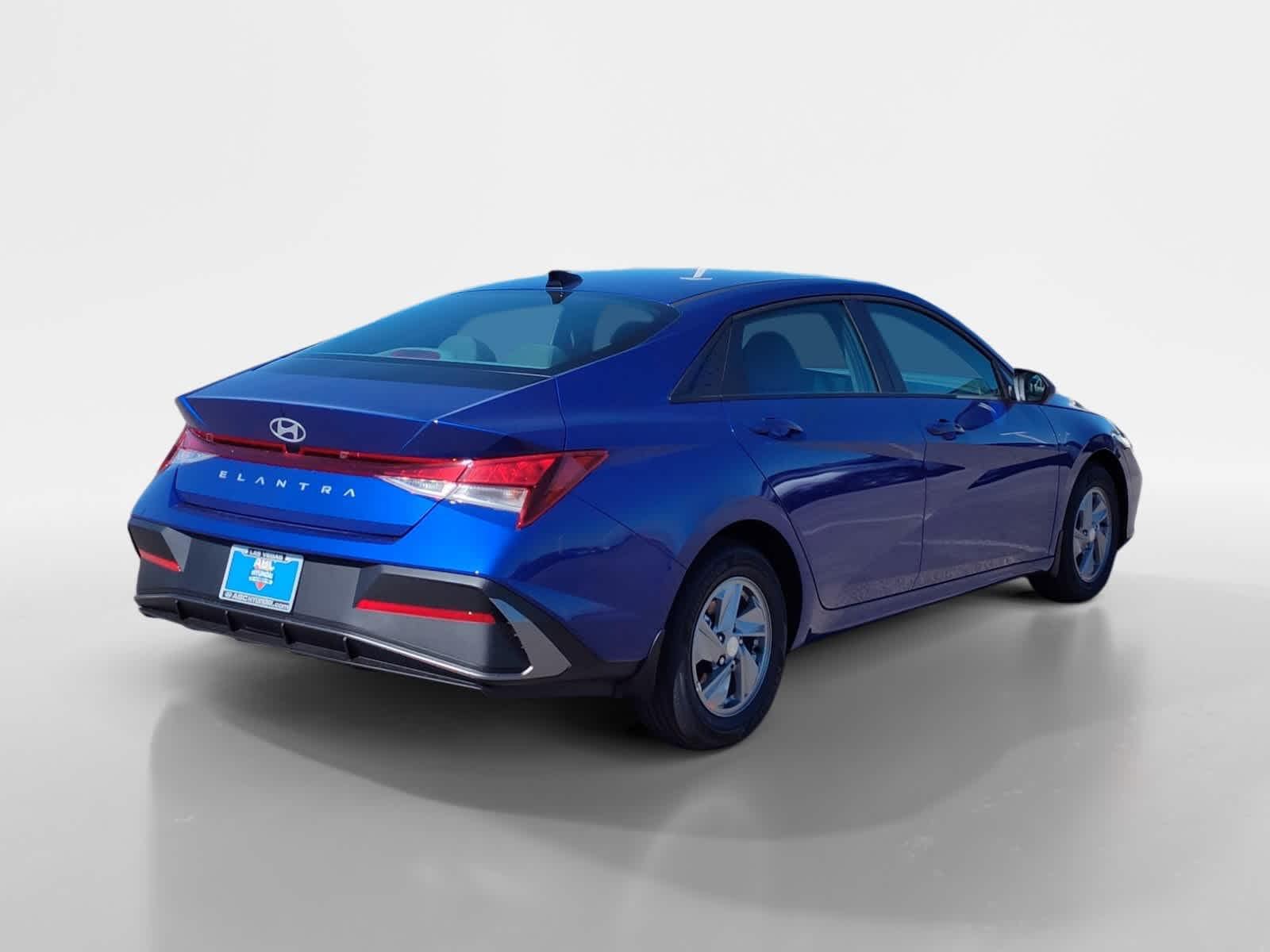 Thumbnail: 2025 Hyundai Elantra - 5