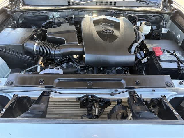 Thumbnail: 2023 Toyota Tacoma - 17