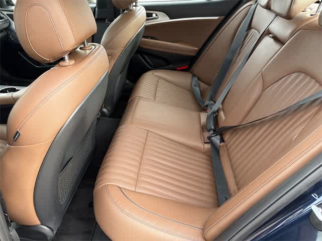 Thumbnail: 2021 Genesis G70 - 17