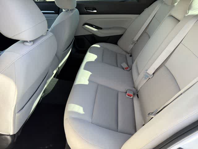 Thumbnail: 2021 Nissan Altima - 17