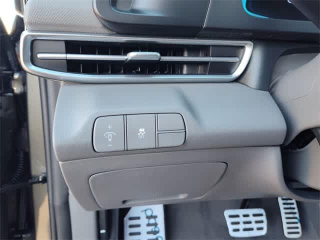 Thumbnail: 2026 Hyundai Elantra - 14