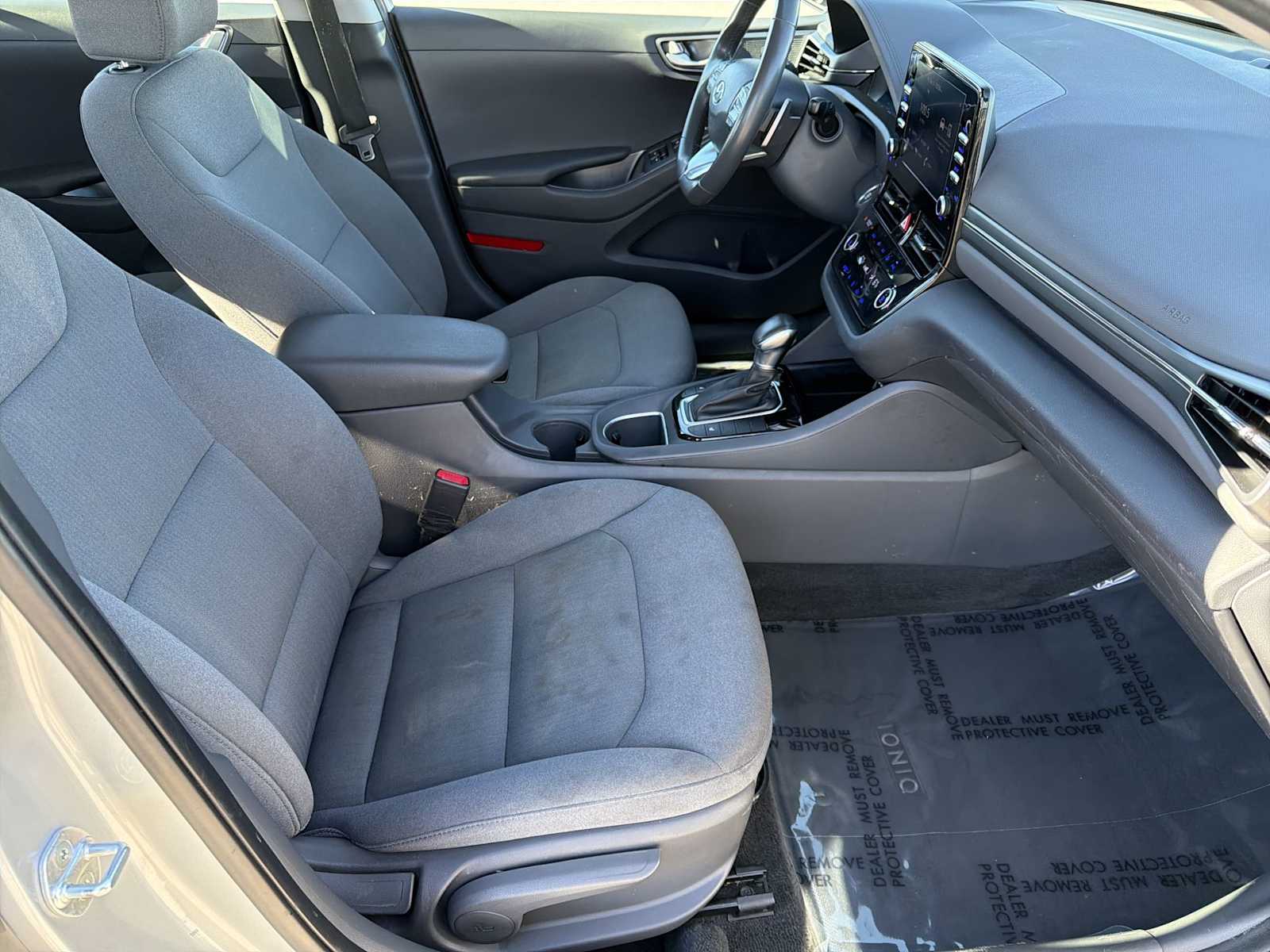 Thumbnail: 2022 Hyundai Ioniq - 18