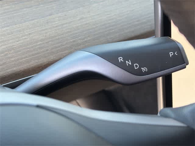 Thumbnail: 2022 Tesla Model Y - 25