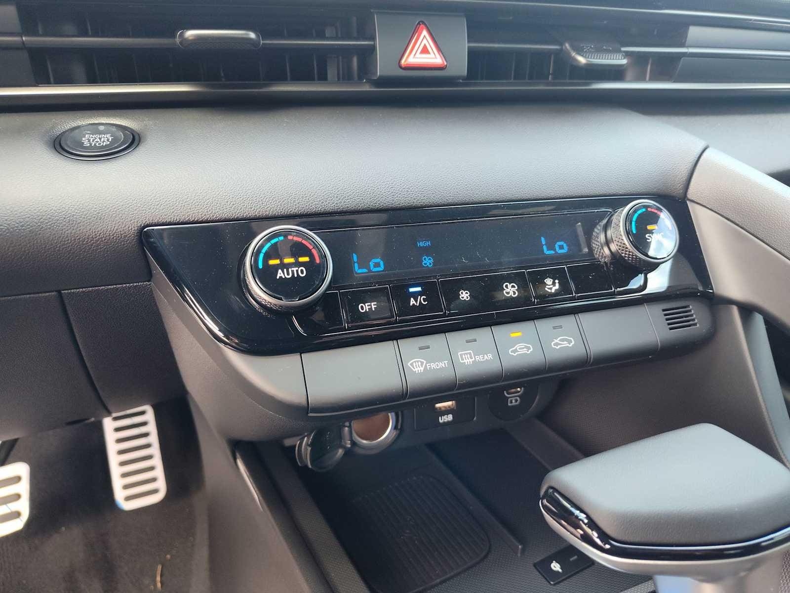 Thumbnail: 2025 Hyundai Elantra - 21