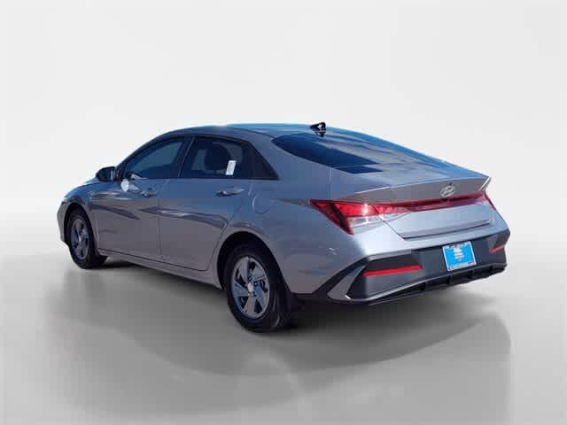 Thumbnail: 2026 Hyundai Elantra - 4