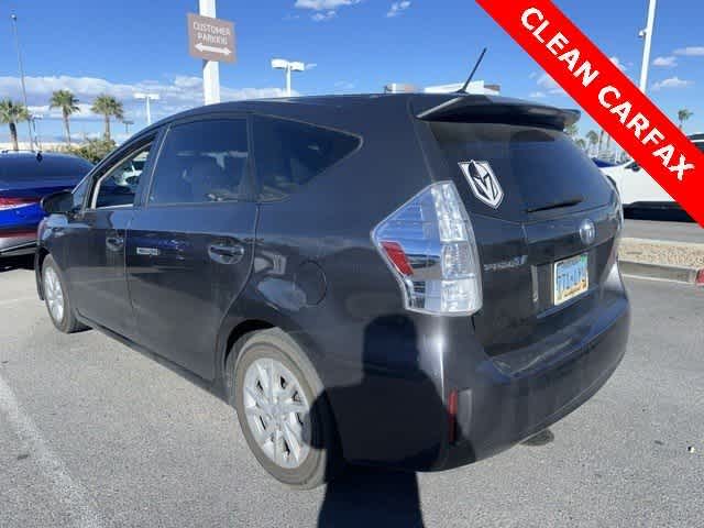 Thumbnail: 2014 Toyota Prius v - 8