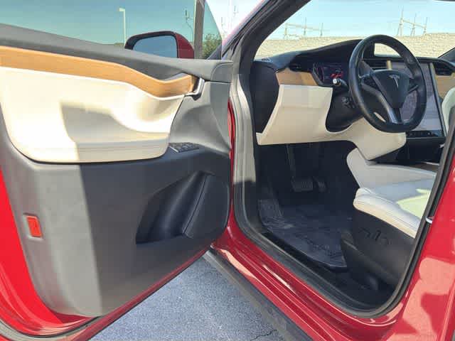 Thumbnail: 2021 Tesla Model X - 10