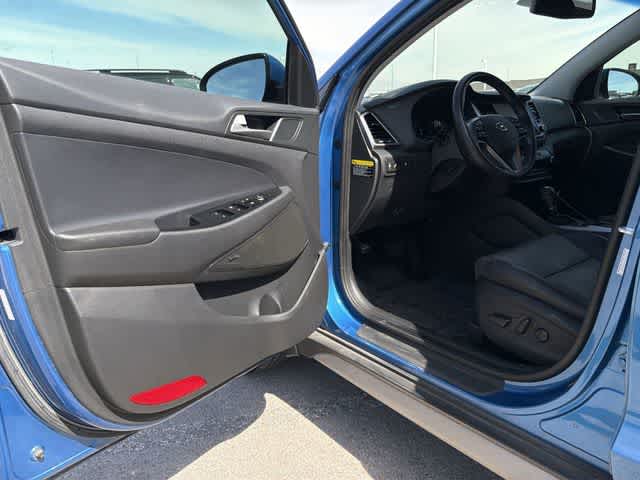 Thumbnail: 2018 Hyundai Tucson - 10