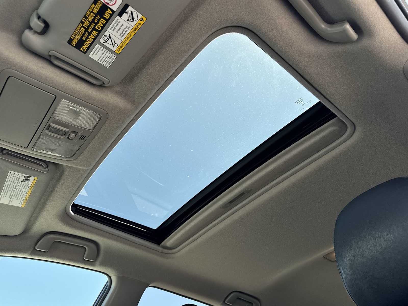 Thumbnail: 2012 Toyota RAV4 - 10