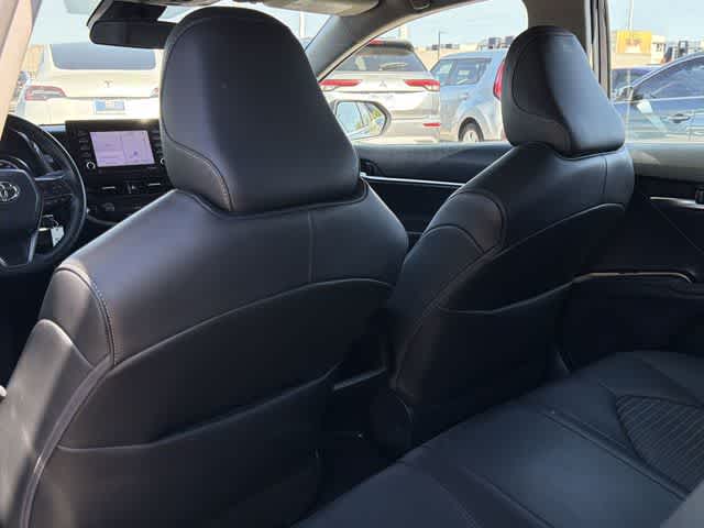 Thumbnail: 2022 Toyota Camry - 15