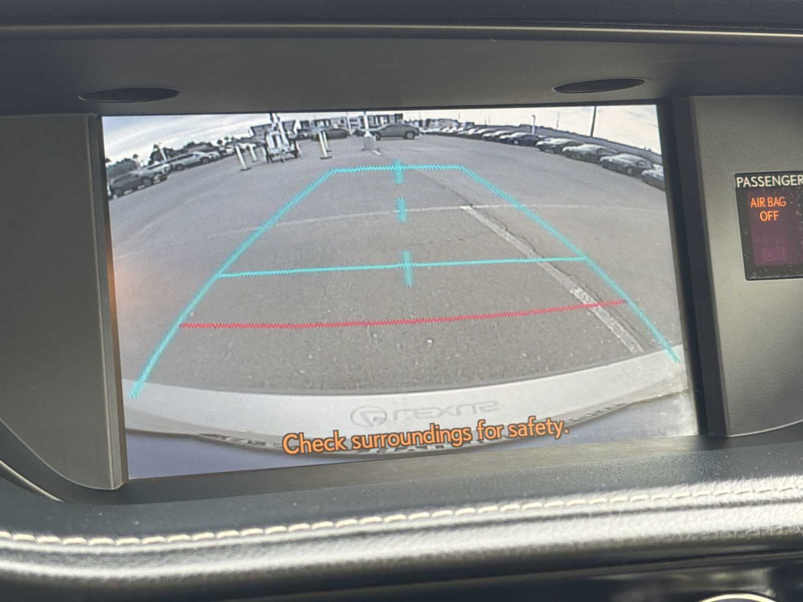 Thumbnail: 2014 Lexus ES - 24