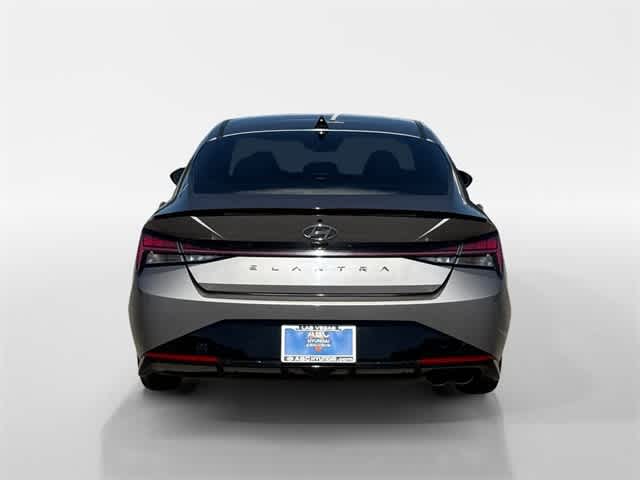 Thumbnail: 2022 Hyundai Elantra - 12