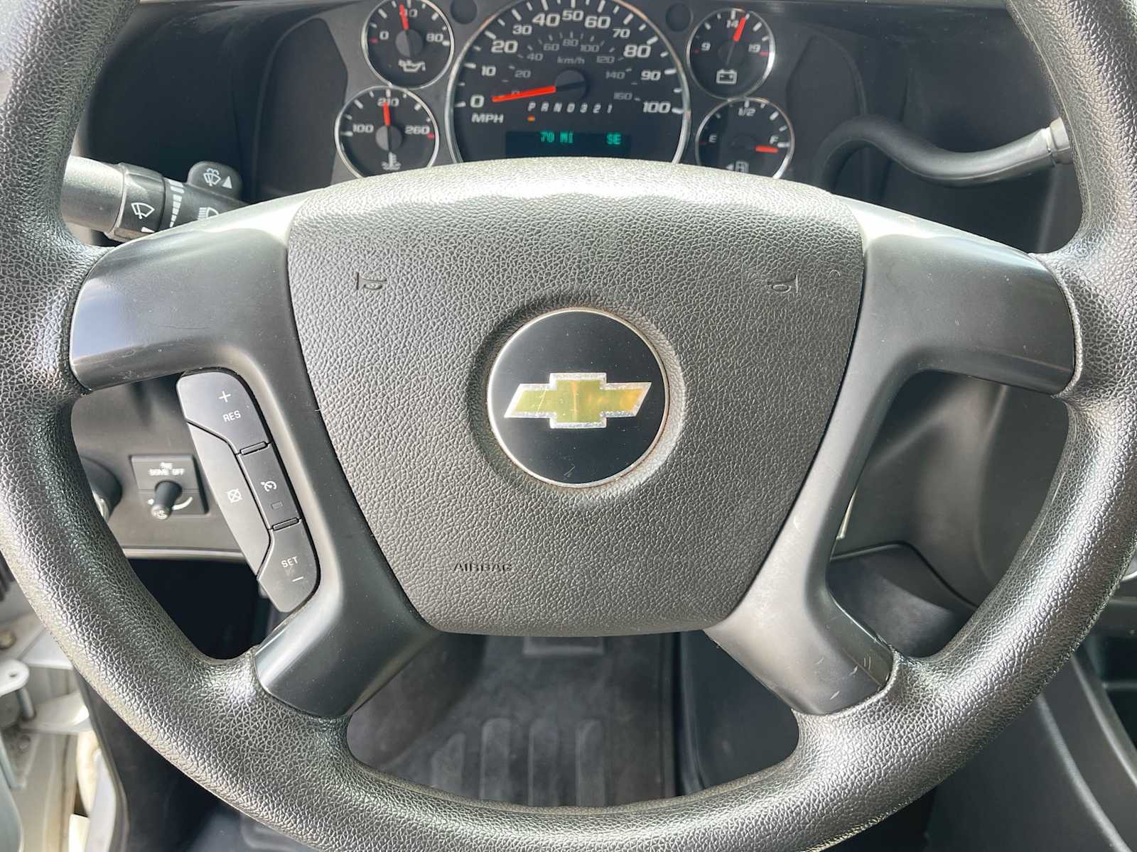 2014 Chevrolet Express 1500 LS 18