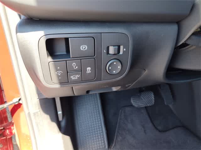 Thumbnail: 2025 Hyundai Ioniq 6 - 14